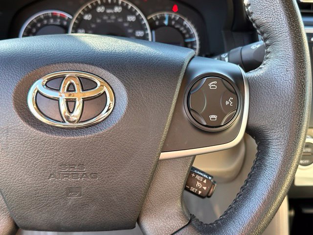 Used 2012 Toyota Camry XLE w/ Leather Pkg FWD image 25