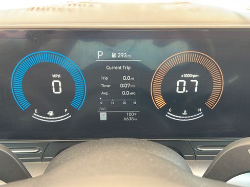 Certified 2024 Hyundai Kona SEL FWD image 21