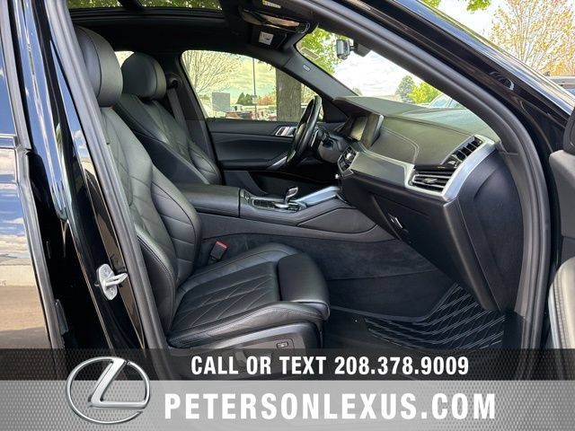 Used 2023 BMW X6 xDrive40i w/ Premium Package AWD/4WD image 13