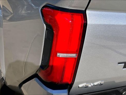 New 2026 Toyota Tacoma SR5 image 14