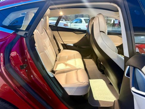 Used 2019 Tesla Model S 100D AWD/4WD image 21