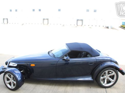 Used 2001 Chrysler Prowler RWD image 23