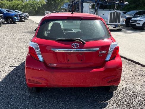 Used 2012 Toyota Yaris LE FWD image 4