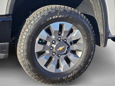 New 2026 Chevrolet Silverado 2500 Custom w/ Custom Value Package image 10