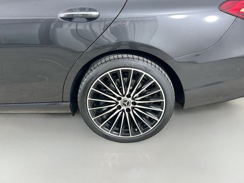 Used 2026 Mercedes-Benz C 300 4MATIC Sedan image 40