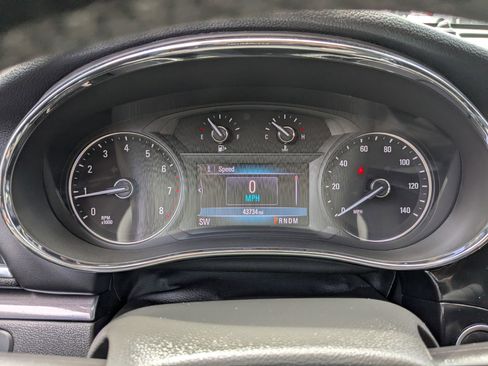 Used 2022 Buick Encore Preferred w/ Safety Package image 15