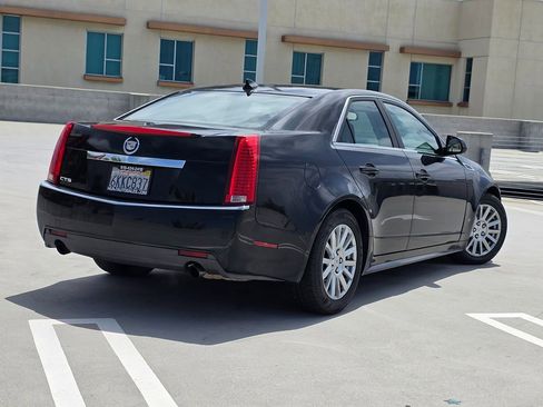 Used 2010 Cadillac CTS Sedan image 6