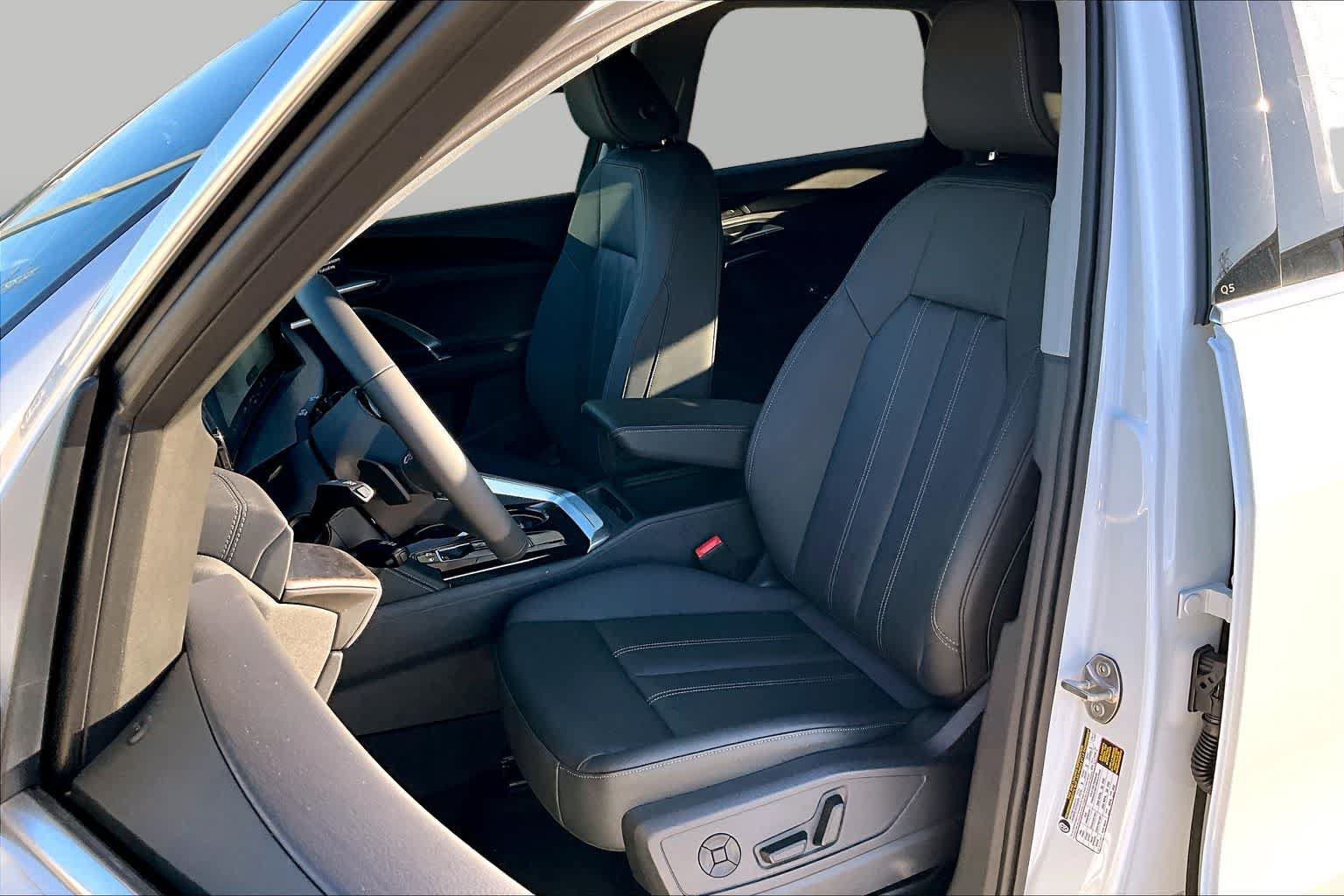 New 2026 Audi Q5 Premium AWD/4WD image 9