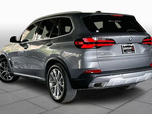 Used 2024 BMW X5 sDrive40i w/ Premium Package image 11