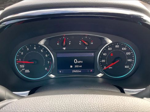 Used 2023 Chevrolet Traverse LT FWD image 20