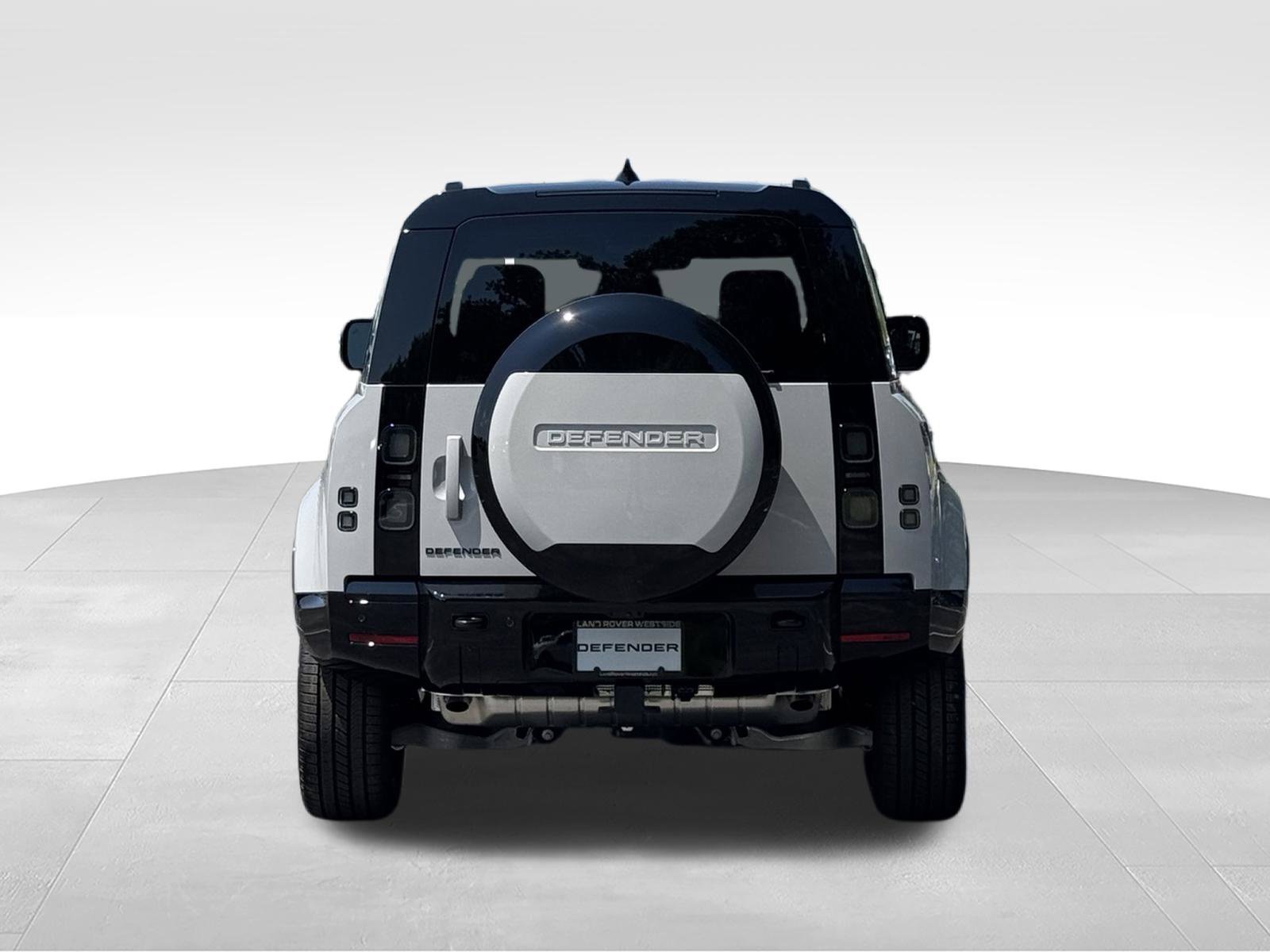 New 2026 Land Rover Defender 110 X-Dynamic SE AWD/4WD image 4