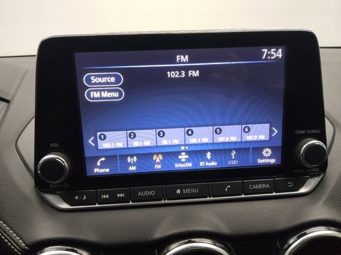 Used 2020 Nissan Sentra SV FWD image 23