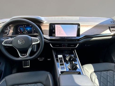 New 2026 Volkswagen Atlas SEL Premium R-Line AWD/4WD image 5