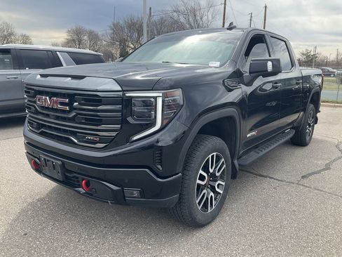 Used 2024 GMC Sierra 1500 AT4 w/ AT4 Premium Package image 1