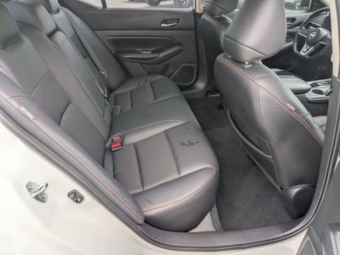 Used 2022 Nissan Altima 2.5 SR FWD image 24