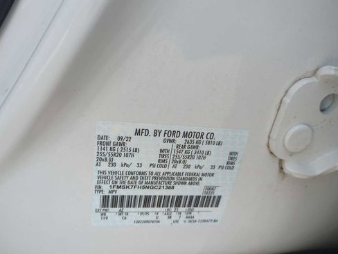 Used 2022 Ford Explorer Limited w/ Limited Technology Package image 34