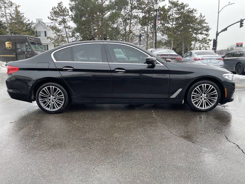 Used 2018 BMW 530i xDrive 530i xDrive AWD 4dr Sedan image 10