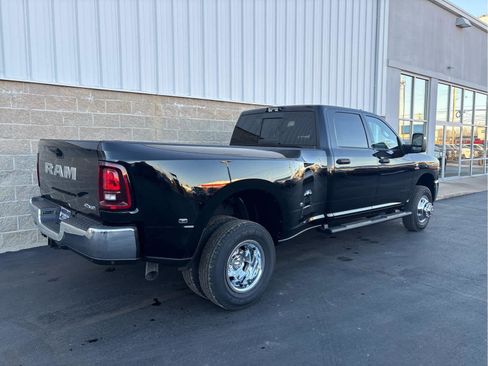 New 2026 RAM 3500 Tradesman AWD/4WD image 3