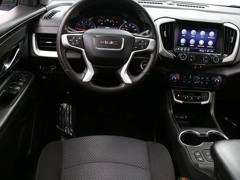 Used 2022 GMC Terrain SLE w/ Driver Convenience Package image 14