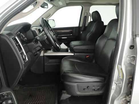 Used 2017 RAM 2500 Laramie w/ Sport Appearance Group image 6