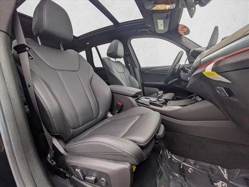 Used 2024 BMW X3 sDrive30i w/ Premium Package image 22