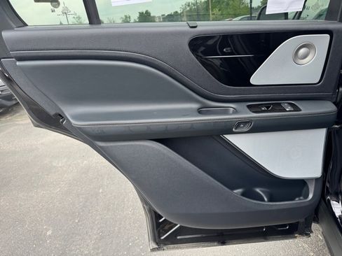 New 2025 Lincoln Aviator Reserve w/ Equipment Group 201A image 24