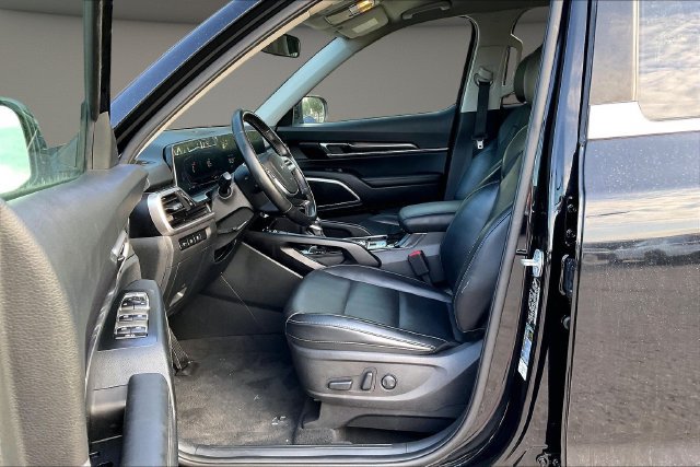 Used 2024 Kia Telluride S AWD/4WD image 23