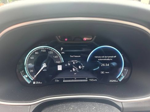 Used 2024 Genesis GV80 2.5T w/ Prestige Package AWD/4WD image 17