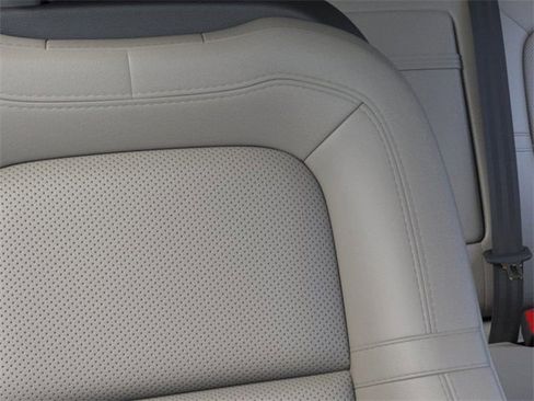 New 2026 Lincoln Corsair Reserve image 16