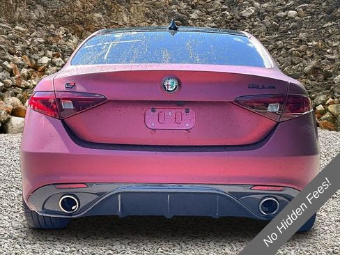 Used 2018 Alfa Romeo Giulia Ti w/ Quick Order Package 22X Lusso AWD/4WD image 4