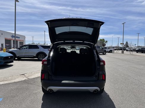 Certified 2024 Ford Escape Platinum AWD/4WD image 22