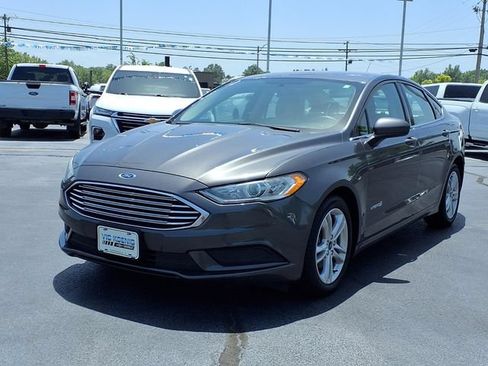 Used 2018 Ford Fusion S FWD image 5