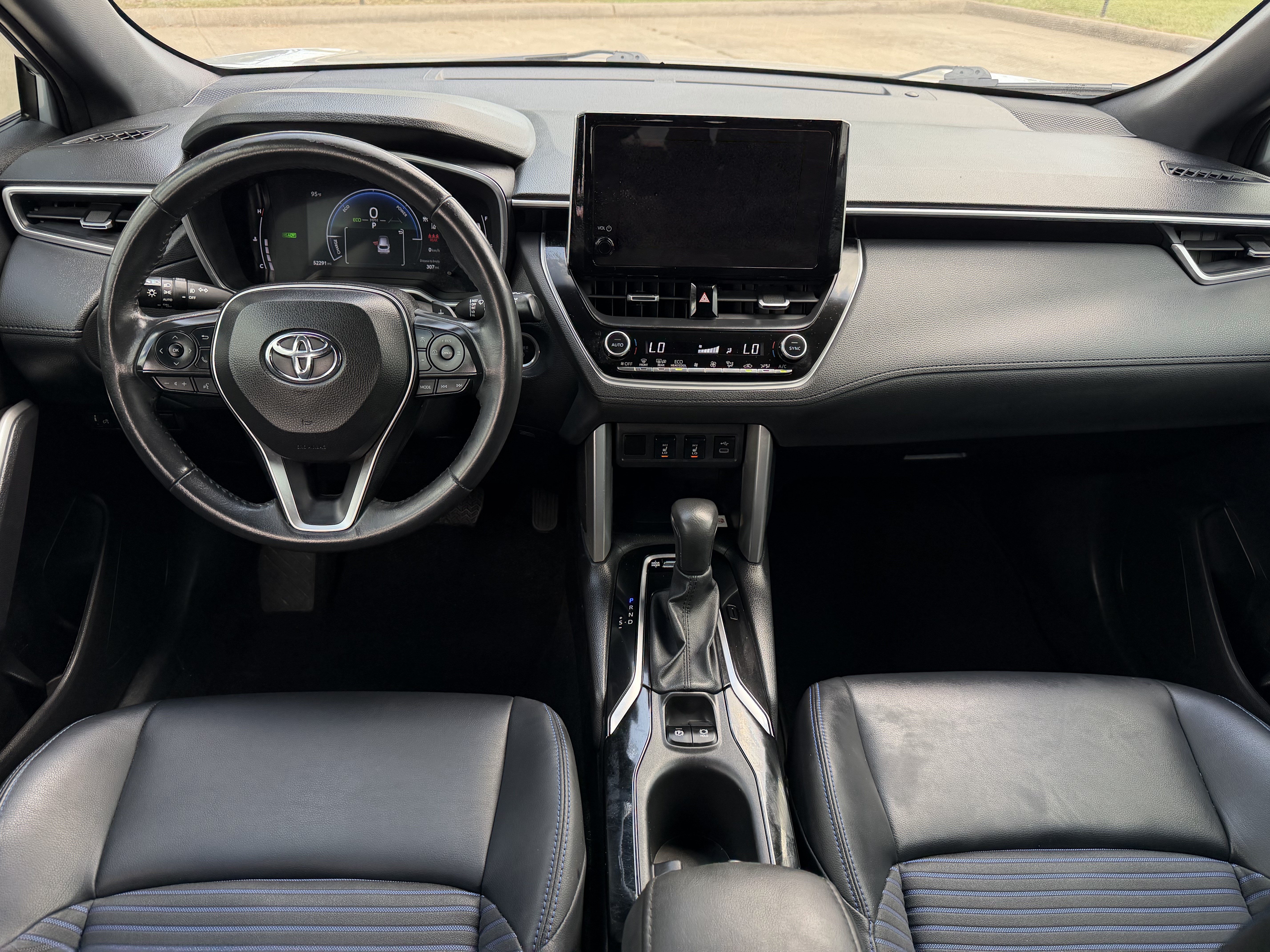 Used 2023 Toyota Corolla Cross AWD Hybrid w/ Convenience Package image 10
