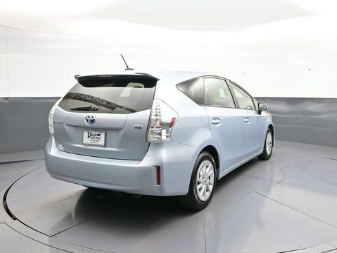 Used 2012 Toyota Prius V Three FWD image 6