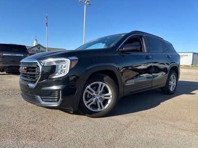 Used 2023 GMC Terrain SLE w/ Driver Convenience Package