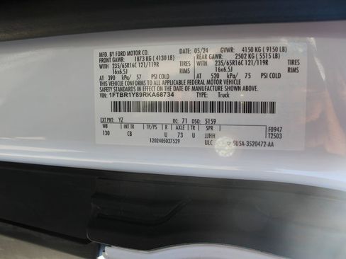 Certified 2024 Ford Transit 250 Low Roof w/ Exterior Upgrade Package image 20