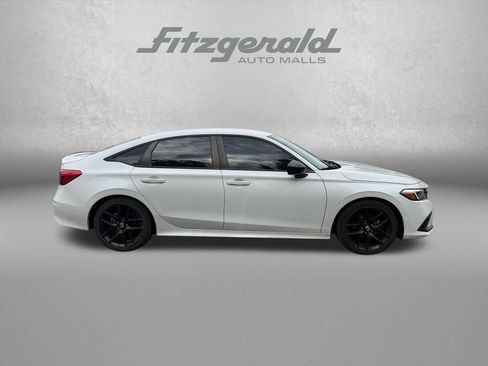 Used 2022 Honda Civic Sport image 8