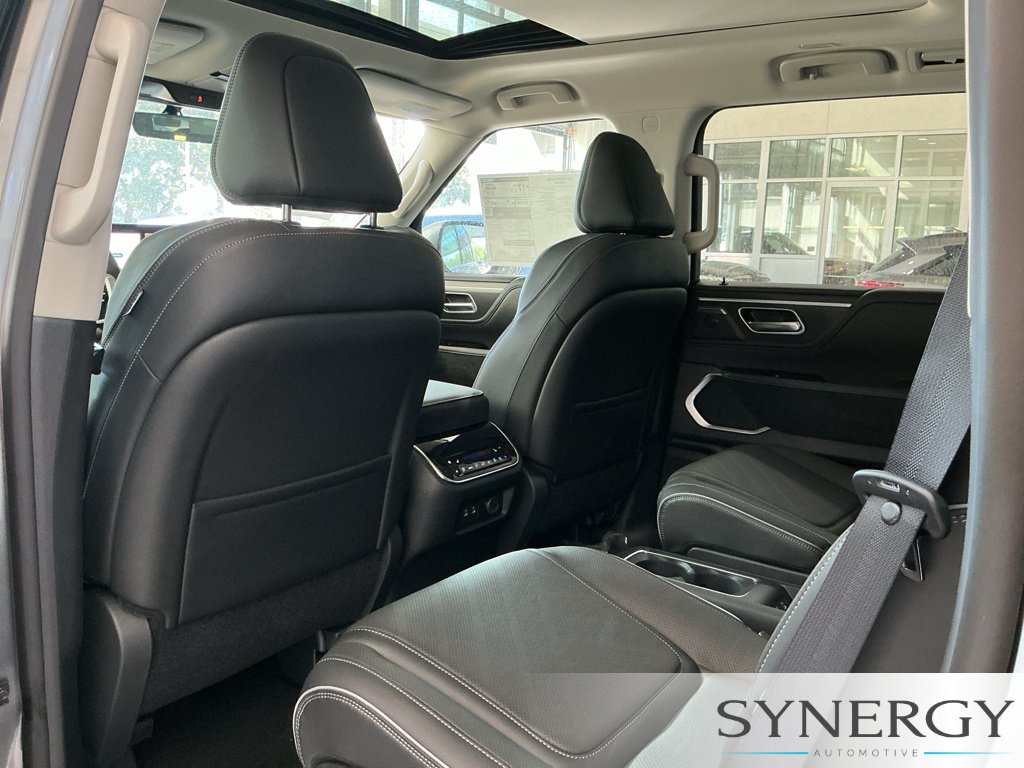 New 2027 INFINITI QX80 Luxe w/ Exterior Package AWD/4WD image 24