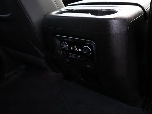 Used 2021 Chevrolet Tahoe LT w/ LT Signature Package image 18