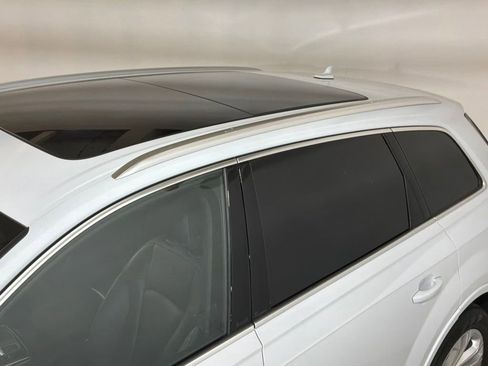 Used 2025 Audi Q7 3.0T Premium Plus image 26