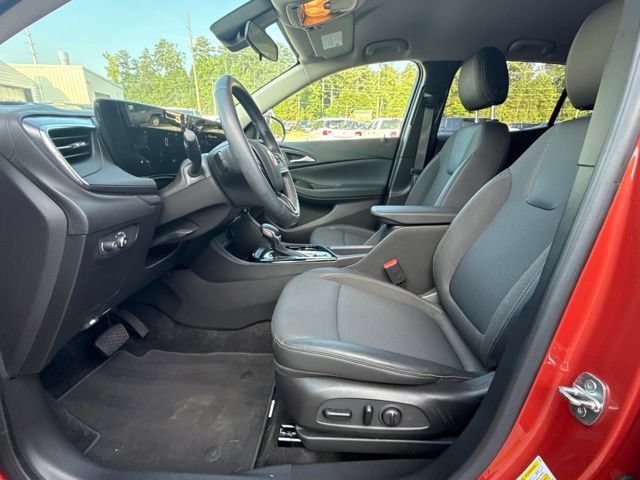 Used 2024 Buick Encore GX Preferred w/ Comfort Package FWD image 22