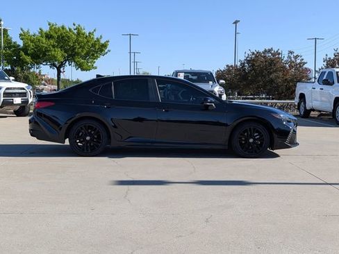 Used 2025 Toyota Camry SE w/ Multimedia Upgrade Package image 6