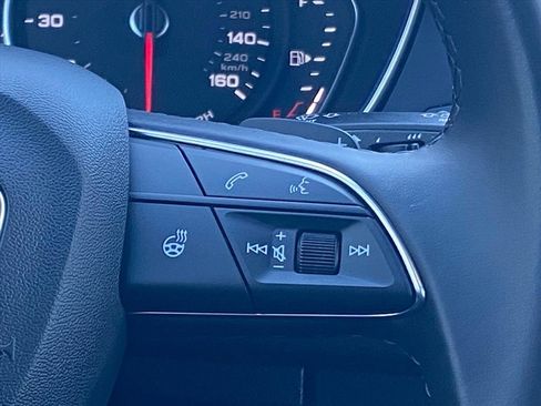 Used 2023 Audi Q5 2.0T Premium image 8