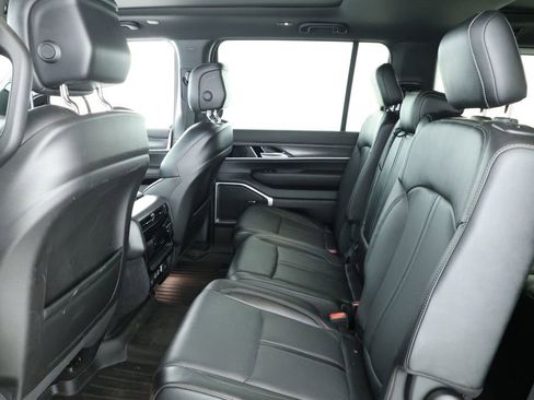 Used 2023 Jeep Wagoneer Series II w/ Premium Group I image 20