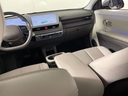 Certified 2022 Hyundai Ioniq 5 Limited AWD/4WD image 17