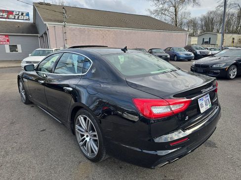 Used 2017 Maserati Quattroporte S GranSport image 4