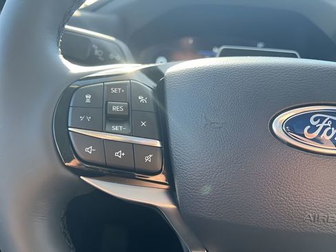 New 2026 Ford Explorer Platinum w/ LUX Leather Package image 33