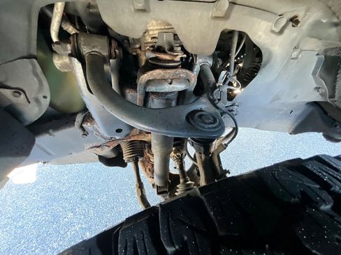 Used 2006 Toyota Land Cruiser AWD/4WD image 68