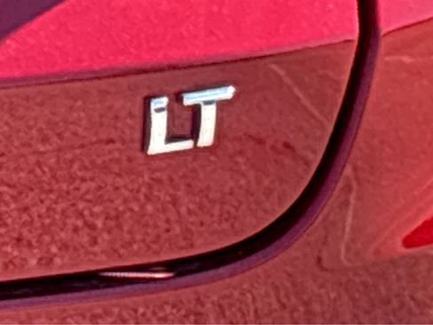 New 2026 Chevrolet Trax LT w/ Driver Confidence Package FWD image 25