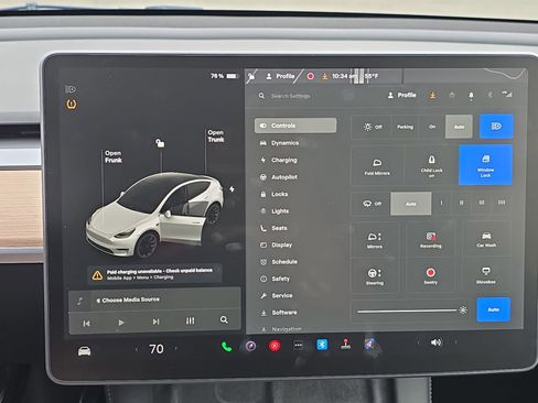 Used 2021 Tesla Model Y Long Range image 25